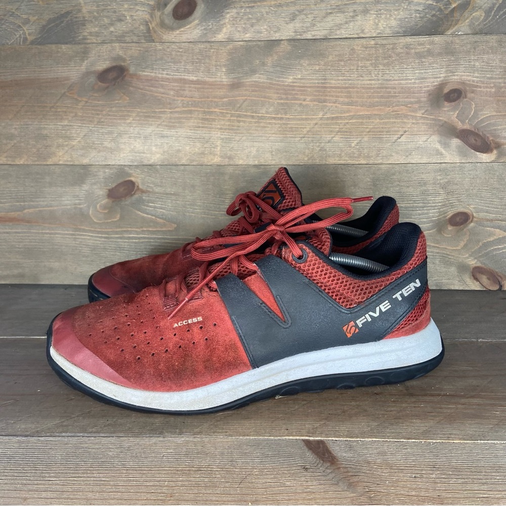 Five Ten access Mens size 12.5 shoes red suede athletic hiking sneakers
